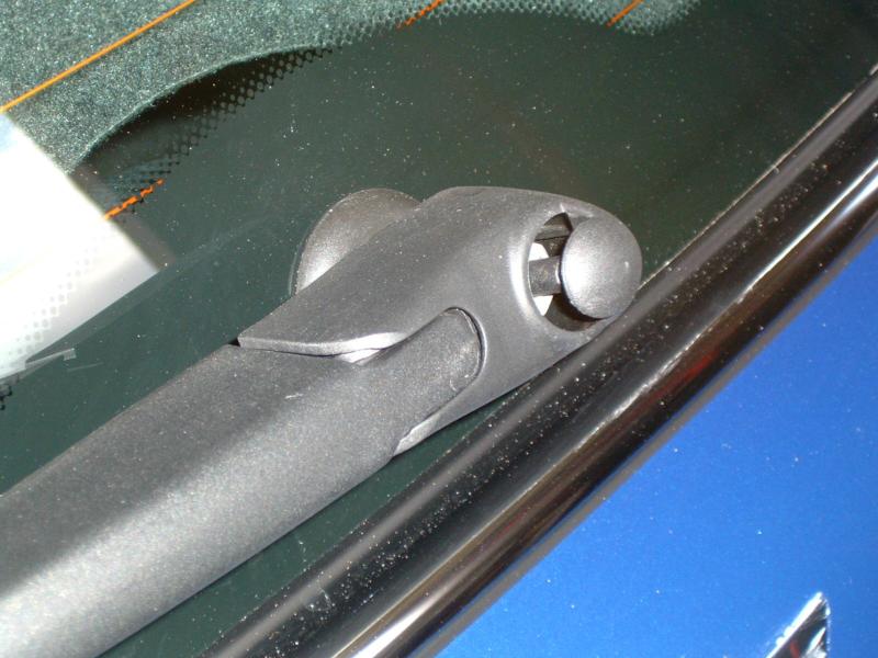 04-08-21_09 - Slotted Rear Spray Nozzle.JPG